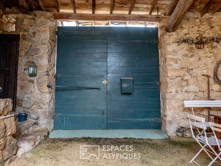 House Peaugres - 8 bedrooms - 472m²