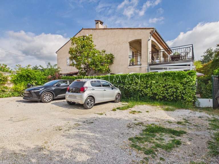Apartment Pégomas - 3 bedrooms - 126m²