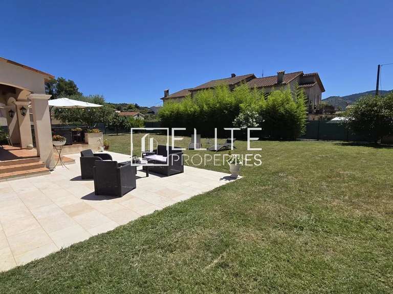 House Pégomas - 3 bedrooms - 123m²