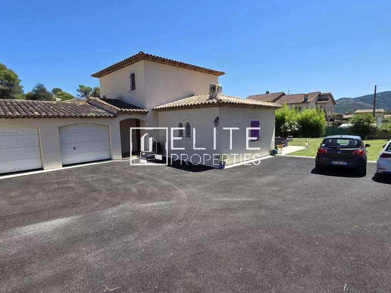 House Pégomas - 3 bedrooms - 123m²