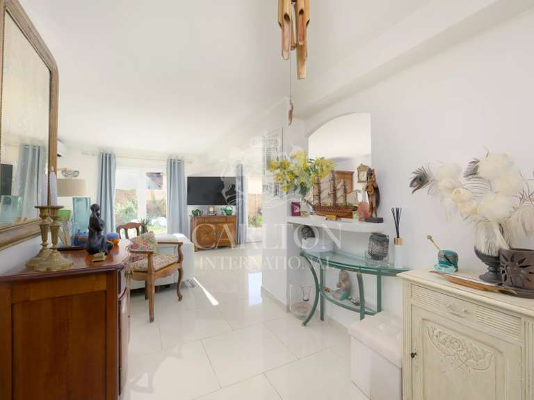 Maison Pégomas - 3 chambres - 124m²