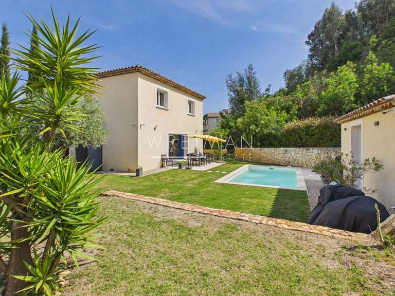 Maison Pégomas - 4 chambres - 160m²