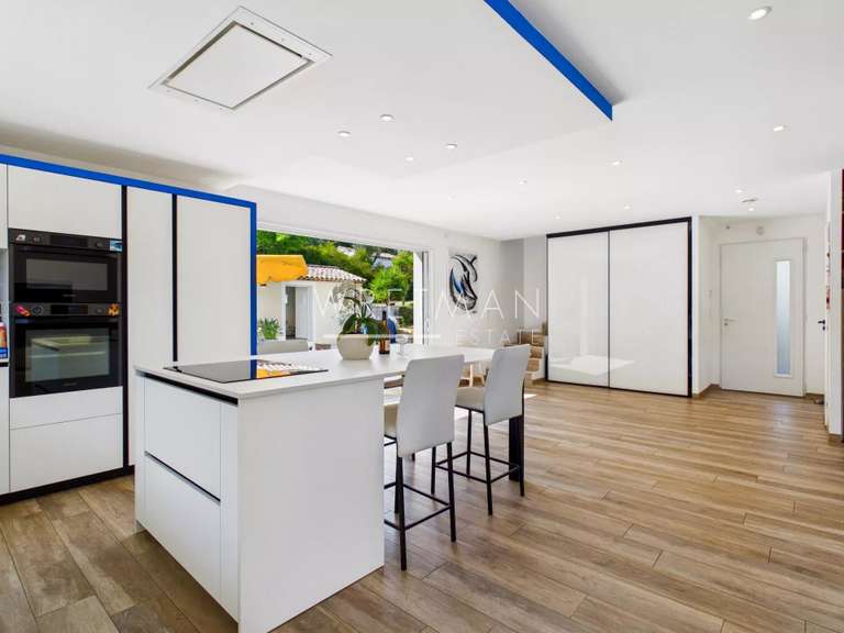 Maison Pégomas - 4 chambres - 160m²