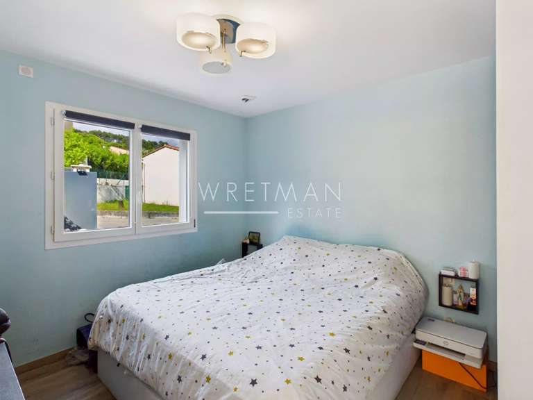 Maison Pégomas - 4 chambres - 160m²