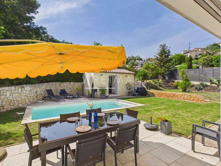 Maison Pégomas - 4 chambres - 160m²