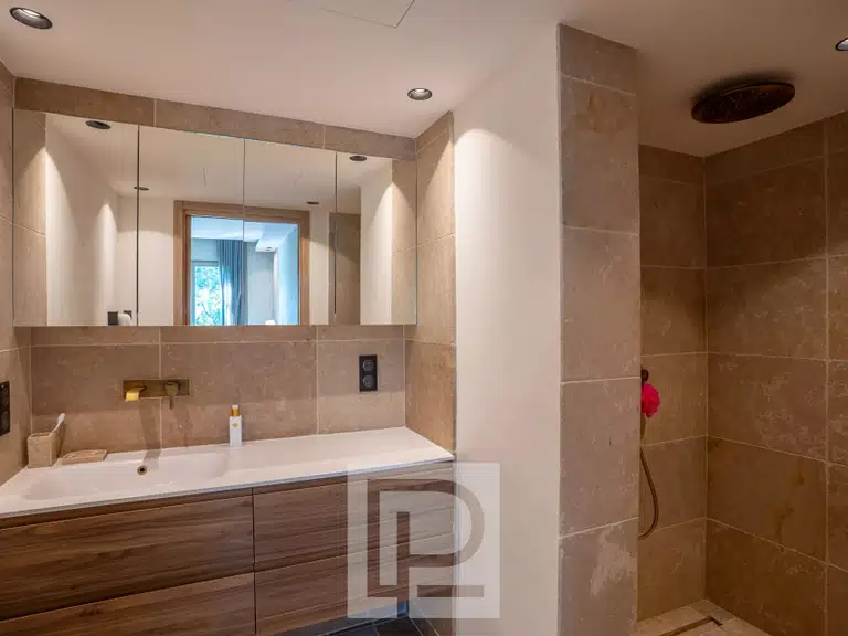 Maison Pégomas - 4 chambres - 282m²