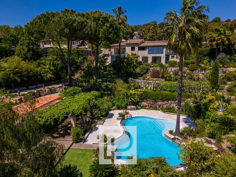 Villa Pégomas - 9 chambres - 280m²