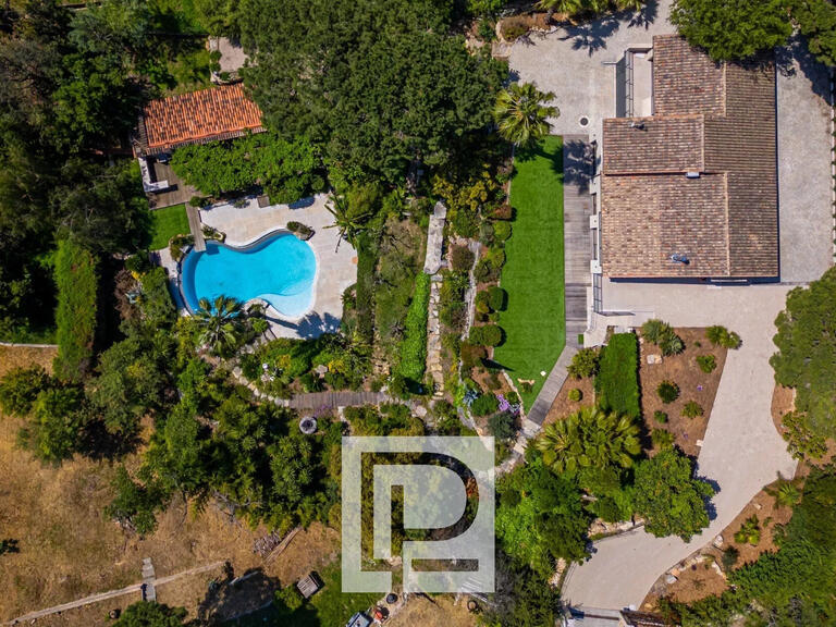 Villa Pégomas - 9 chambres - 280m²