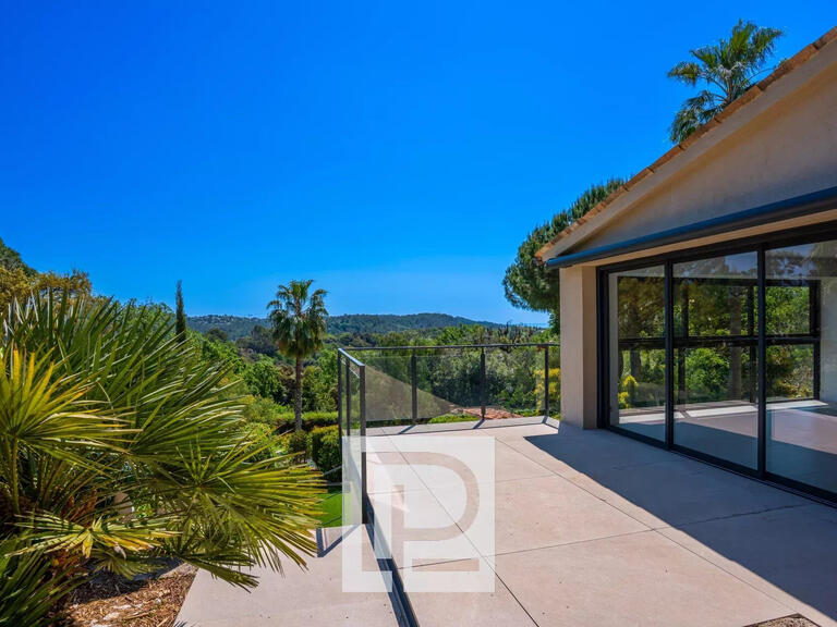 Villa Pégomas - 9 chambres - 280m²