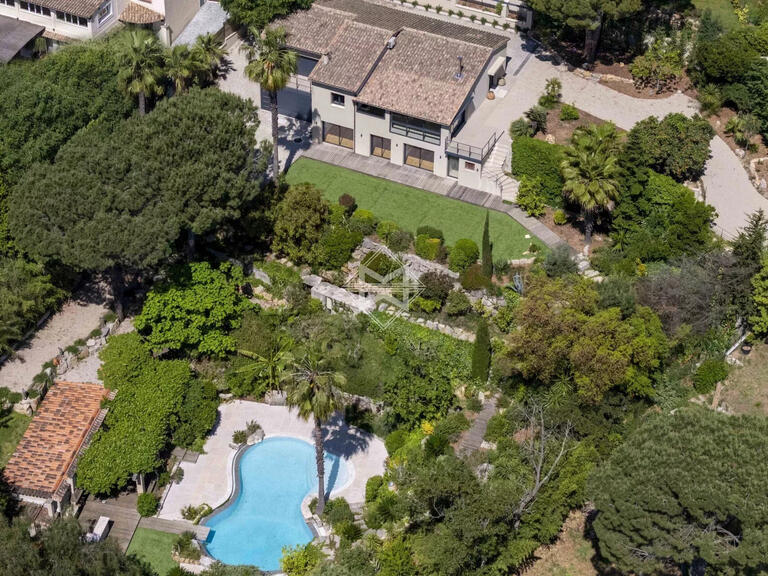 Villa Pégomas - 4 chambres - 245m²