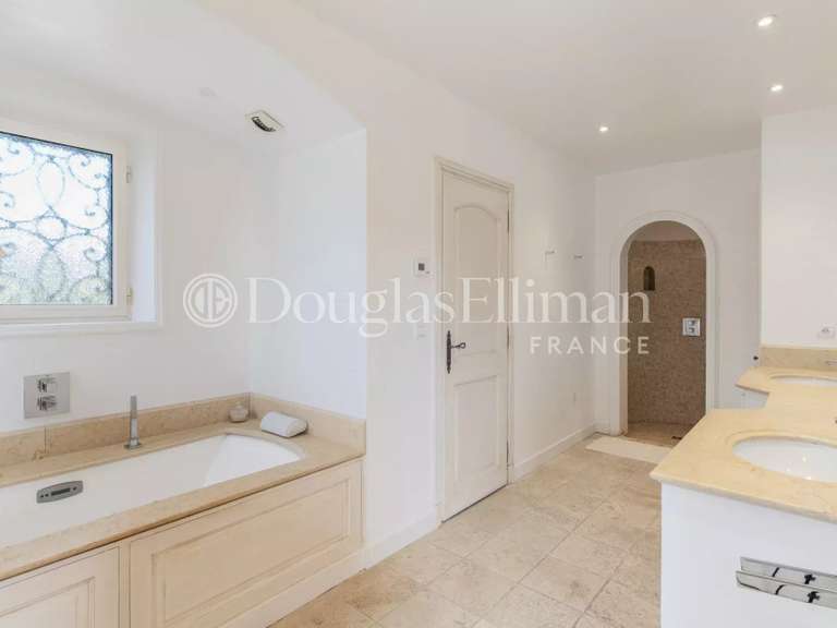 Villa with Sea view Pégomas - 5 bedrooms - 364m²