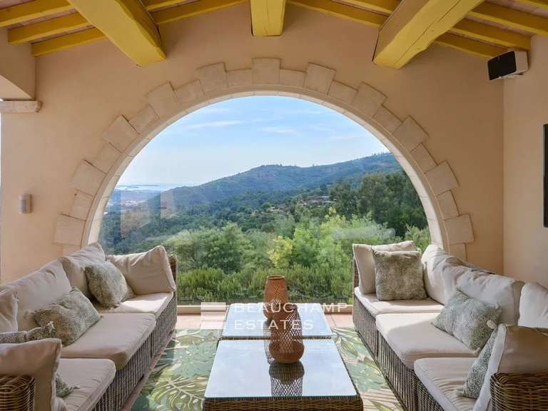 Villa Pégomas - 5 bedrooms - 365m²