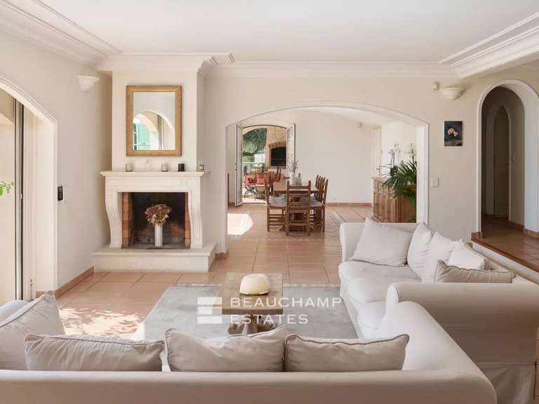 Villa Pégomas - 5 bedrooms - 365m²