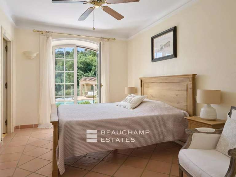 Villa Pégomas - 5 bedrooms - 365m²