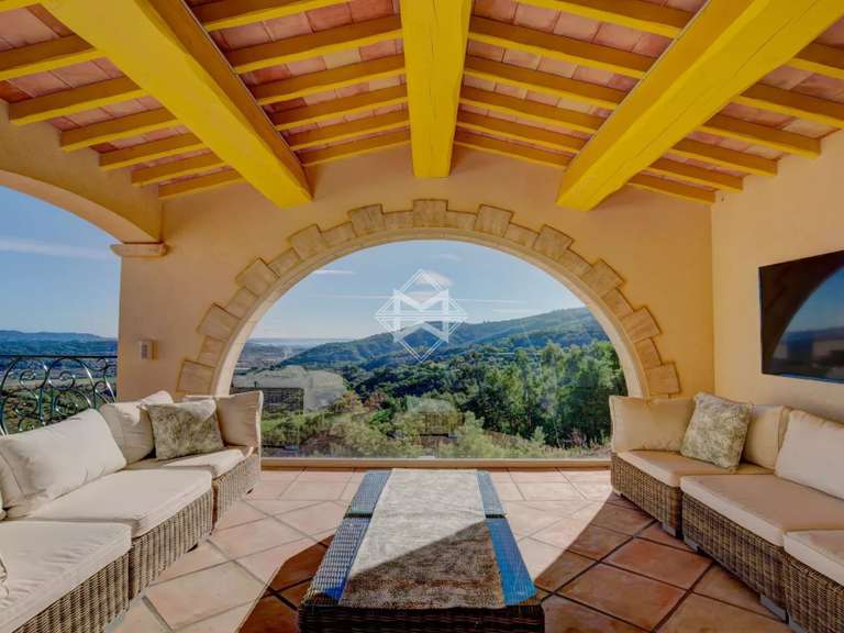 Villa Pégomas - 5 bedrooms - 365m²