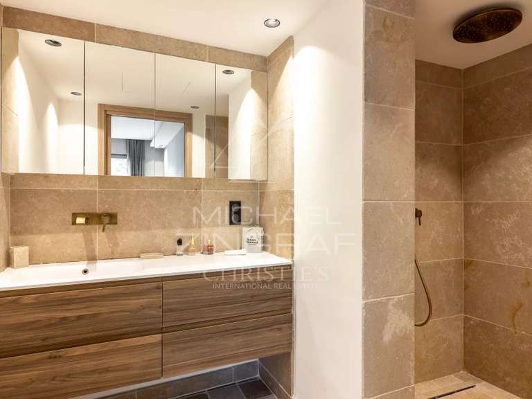 Villa Pégomas - 4 chambres - 282m²