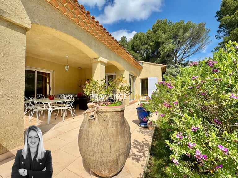 Maison Pélissanne - 5 chambres - 202m²