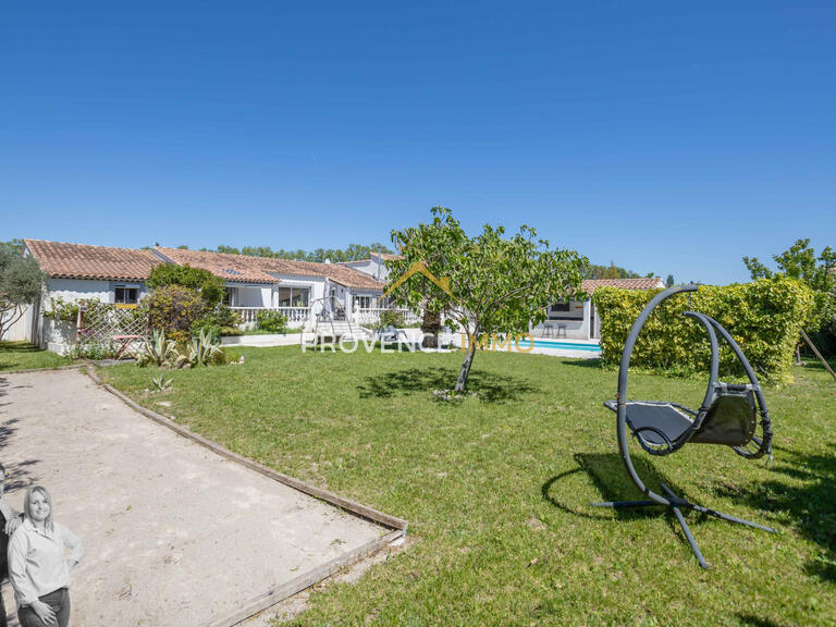 Maison Pélissanne - 6 chambres - 207m²