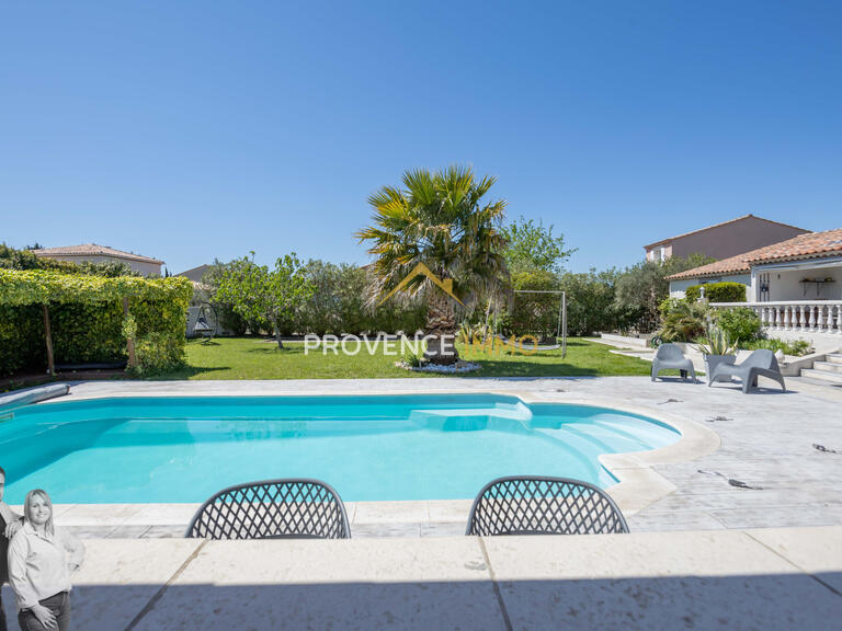 Maison Pélissanne - 6 chambres - 207m²