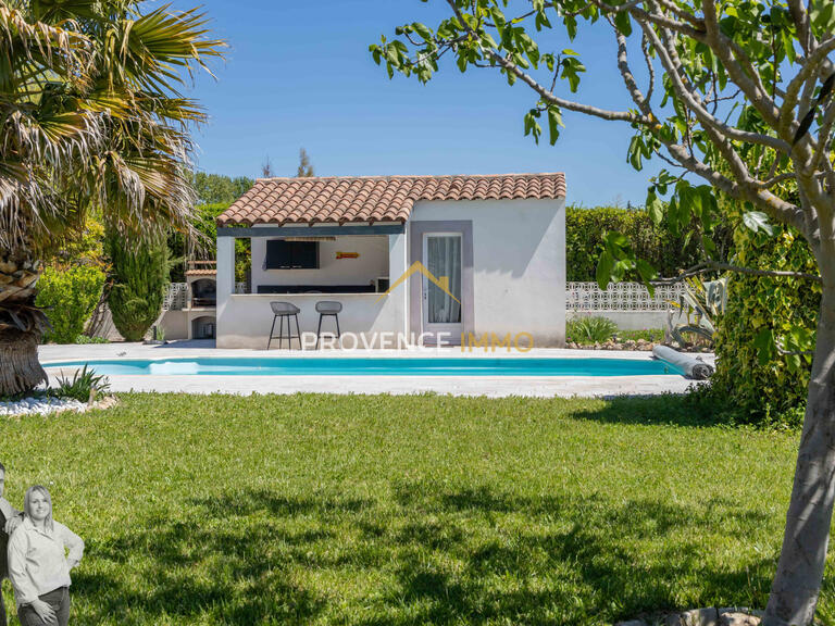 Maison Pélissanne - 6 chambres - 207m²