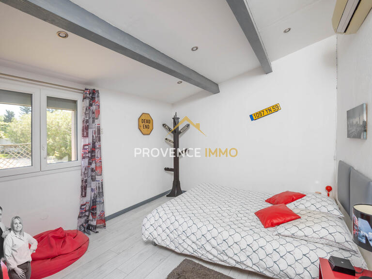 House Pélissanne - 6 bedrooms - 207m²