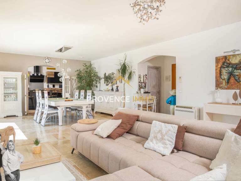 House Pélissanne - 6 bedrooms - 207m²