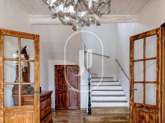 House Pélissanne - 6 bedrooms - 335m²