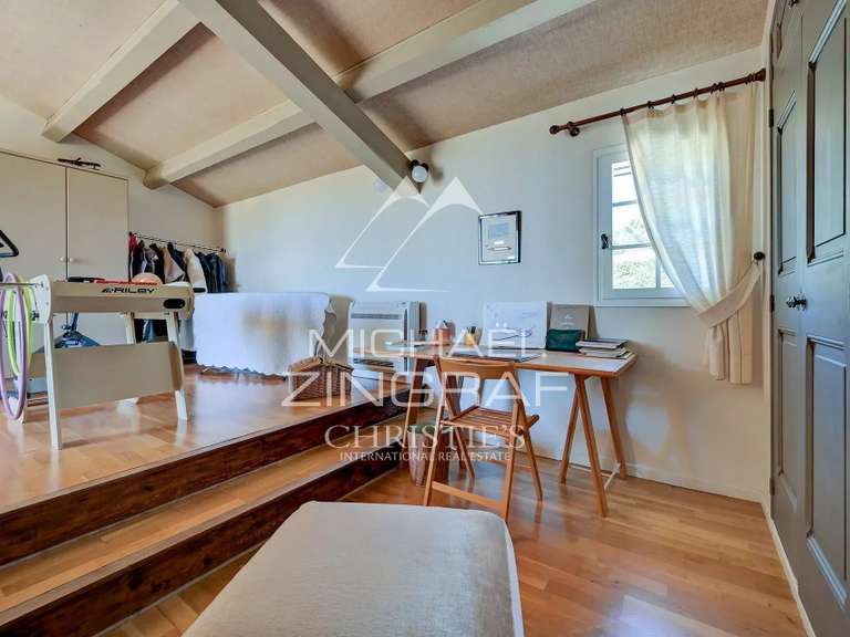 Maison Pélissanne - 5 chambres - 225m²