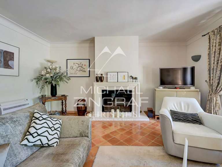 Maison Pélissanne - 5 chambres - 225m²