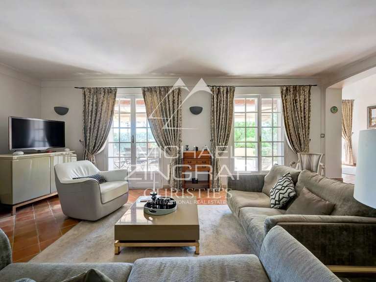 Maison Pélissanne - 5 chambres - 225m²