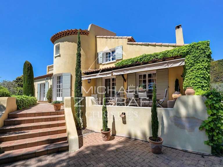 Maison Pélissanne - 5 chambres - 225m²