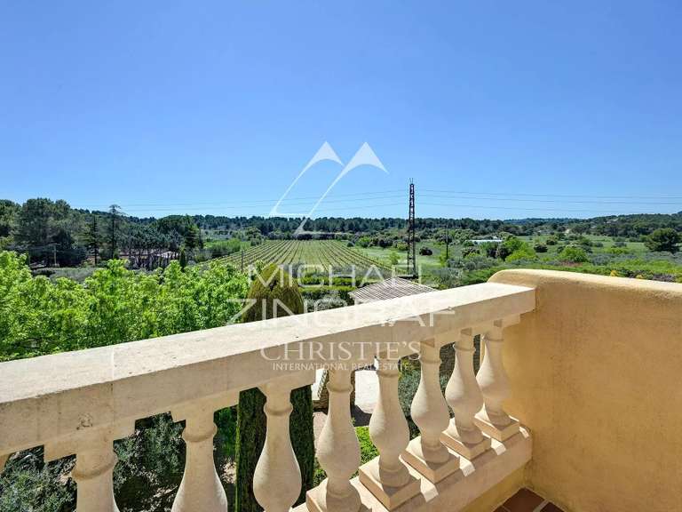 Maison Pélissanne - 5 chambres - 225m²