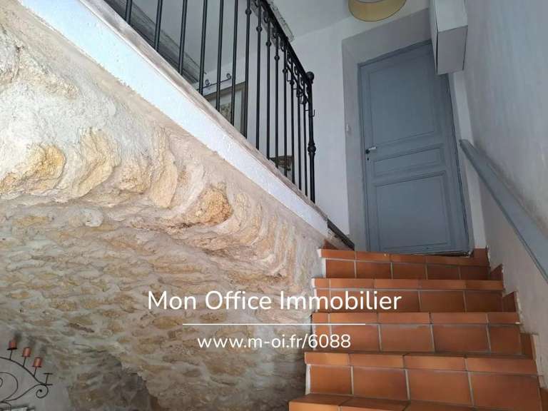 Maison Pélissanne - 3 chambres - 207m²
