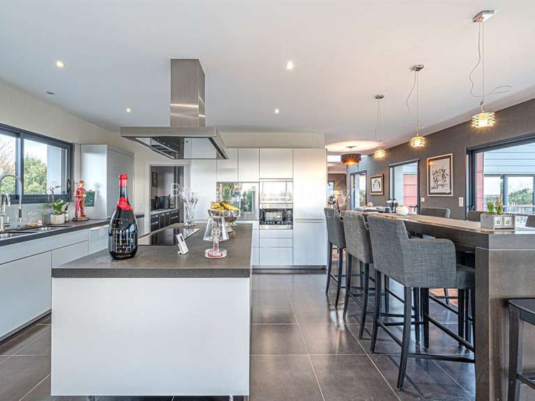 Maison Penmarch - 5 chambres - 383m²