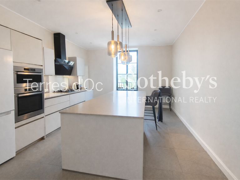 Apartment Pennautier - 4 bedrooms - 256m²