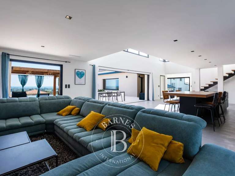 Villa avec Vue sur mer Penta-di-Casinca - 272m²