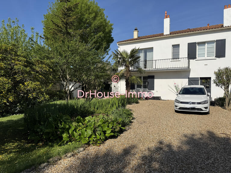Villa Périgny - 5 chambres - 160m²