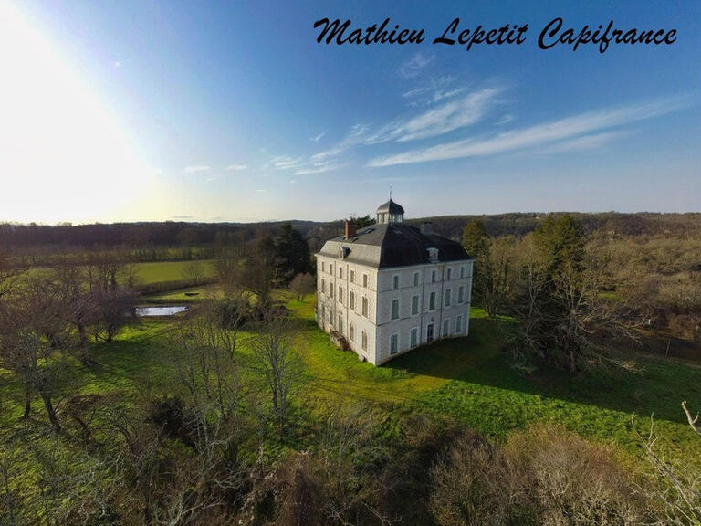 Vente Château Périgueux - 13 chambres