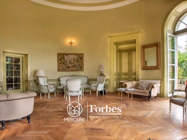 Castle Périgueux - 12 bedrooms - 900m²