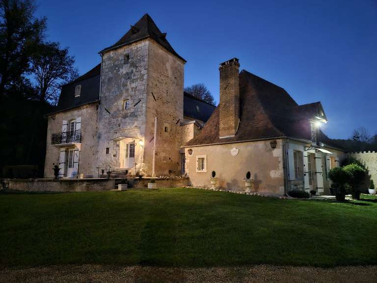 Château Périgueux - 7 chambres - 350m²