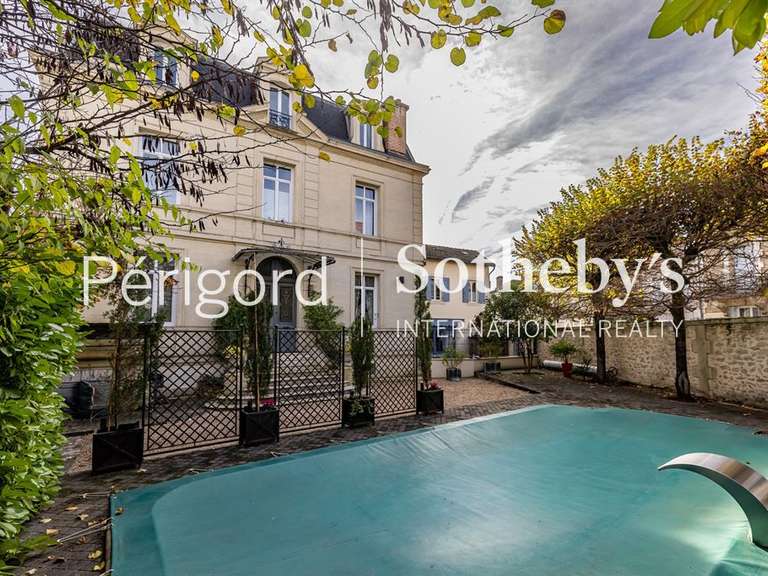 Maison Périgueux - 8 chambres - 332m²