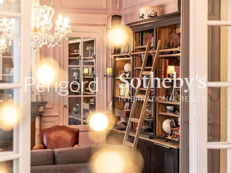 Maison Périgueux - 8 chambres - 332m²