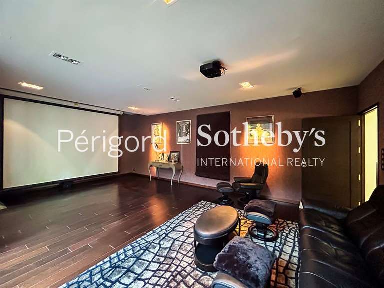 Maison Périgueux - 5 chambres - 750m²
