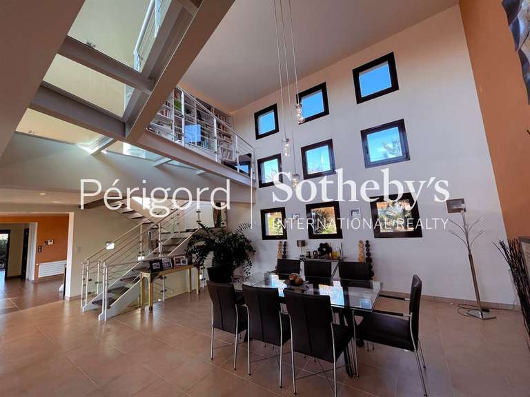 Maison Périgueux - 5 chambres - 750m²