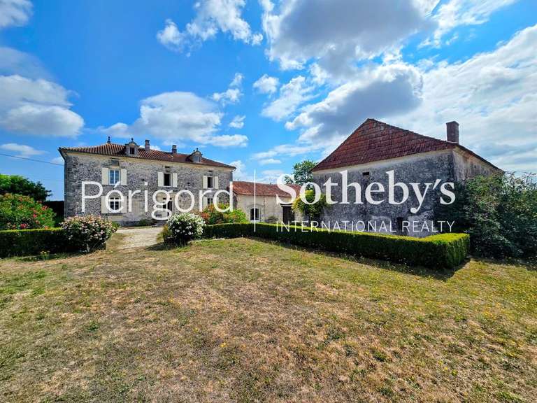 Maison Périgueux - 7 chambres - 278m²