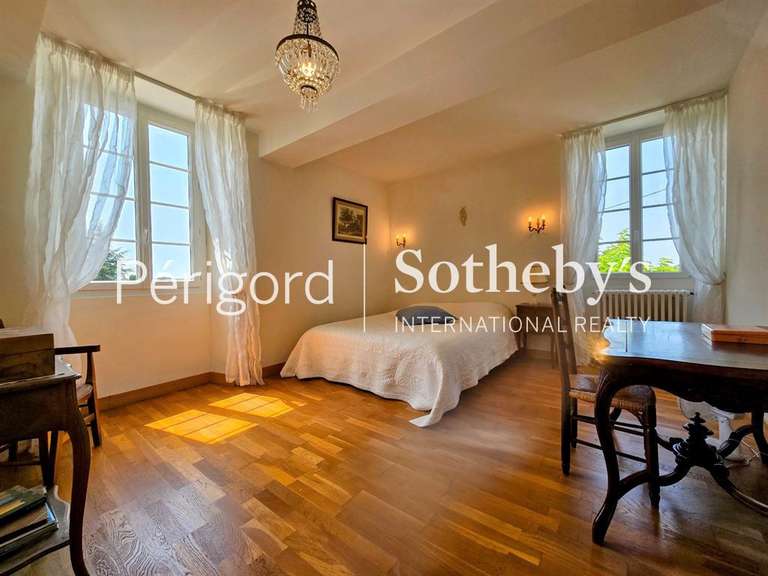 Maison Périgueux - 7 chambres - 278m²