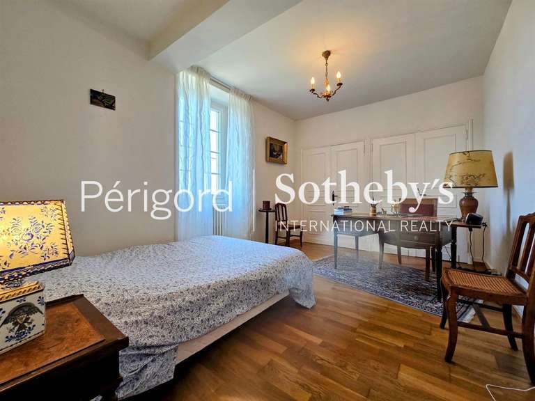 Maison Périgueux - 7 chambres - 278m²