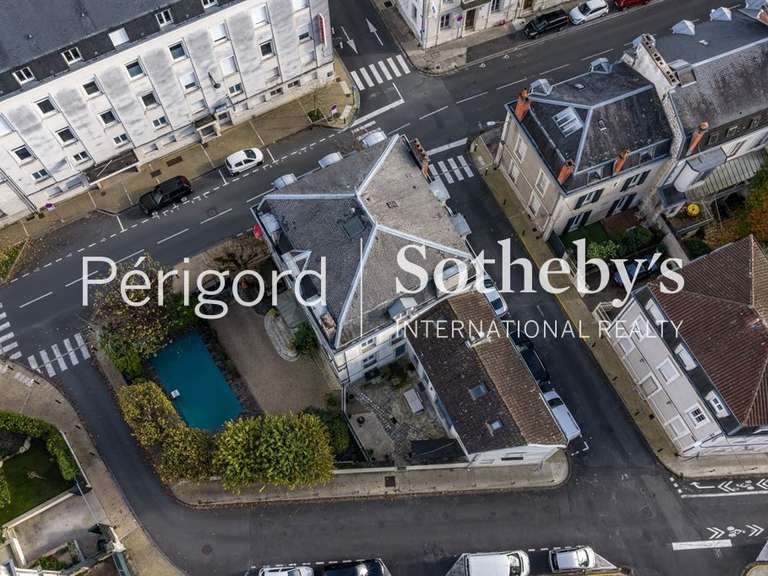 Maison Périgueux - 10 chambres - 441m²