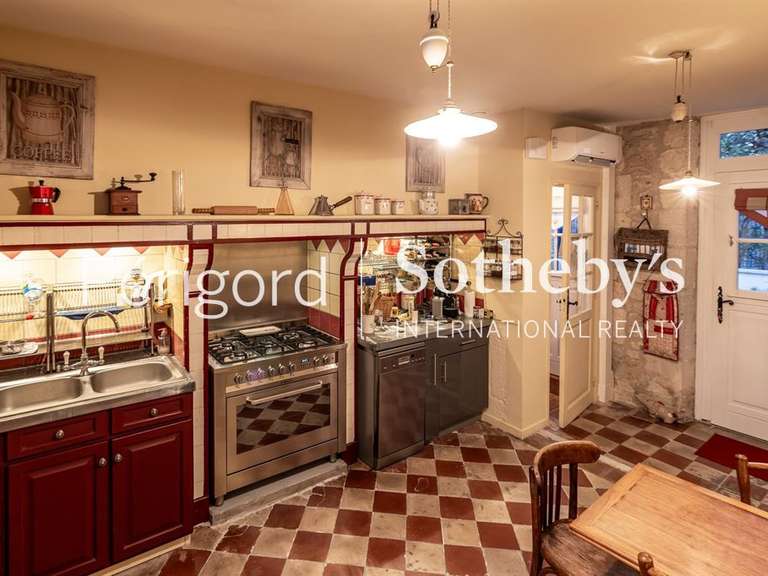 Maison Périgueux - 10 chambres - 441m²