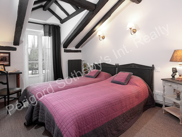 House Périgueux - 11 bedrooms - 677m²